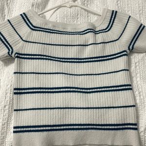 LA hearts XS stretchy blue and white shirt